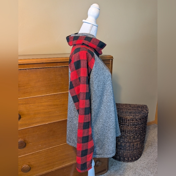 Buffalo Plaid Reindeer Lightweight Sweater XXL - Picture 9 of 13